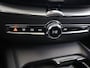 Volvo XC60 2.0 T8 Plug-in hybrid AWD Plus Dark | Panoramadak | Ele.verstelbare stoelen + Geheugen | Harman/Kardon | Comfortstoelen | Stoelverwarming voor + achter | Apple CarPlay/Android Auto | 360 Camera |