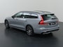 Volvo V60 2.0 T8 Plug-in hybrid AWD Plus Dark | Ele.verstelbare stoelen + Geheugen | Navigatie | Camera | Trekhaak | DAB | Adaptieve Cruise Control | Ele. kofferdeksel |