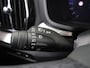 Volvo V60 2.0 T8 Plug-in hybrid AWD Plus Dark | Ele.verstelbare stoelen + Geheugen | Navigatie | Camera | Trekhaak | DAB | Adaptieve Cruise Control | Ele. kofferdeksel |