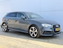Audi A3 S-line 1.5 TFSI *Motor tikt* Automaat Climate Control Camera Navigatie Trekhaak Stoelverwarming Parkeersensoren