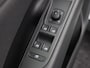 Volkswagen T-Roc 1.5 eTsi 115 Pk Life First Edition | Stoel/Stuurverwarming | Adaptive cruise | Camera | Navigatie | CarPlay | 17 Inch | 9.218 Km !!