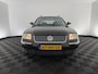 Volkswagen Passat Variant 1.6 Athene *AIRCO | CRUISE | PDC | COMFORTSEATS | TOWBAR | RADIO-CD | 15''ALU*