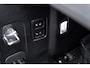 Land Rover Defender LANDROVER 110 P300e X-Dynamic HSE | Head-up | Black Pack | Trekhaak | 22 Inch | Matrix LED