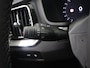 Volvo V60 2.0 T8 Plug-in hybrid AWD Ultra Dark | Panoramadak | Lederen Interieur | Stoelverwarming voor + achter | Apple CarPlay/Android Auto | HUD | Navigatie | 360 Camera | DAB | Adaptieve Cruise Control | Ele. kofferdeksel | Ele. verstelbare stoelen + Geheugen | Harman/Kardon Audio |