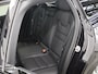 Volvo V60 2.0 T8 Plug-in hybrid AWD Ultra Dark | Panoramadak | Lederen Interieur | Stoelverwarming voor + achter | Apple CarPlay/Android Auto | HUD | Navigatie | 360 Camera | DAB | Adaptieve Cruise Control | Ele. kofferdeksel | Ele. verstelbare stoelen + Geheugen | Harman/Kardon Audio |
