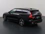 Volvo V60 2.0 T8 Plug-in hybrid AWD Ultra Dark | Panoramadak | Lederen Interieur | Stoelverwarming voor + achter | Apple CarPlay/Android Auto | HUD | Navigatie | 360 Camera | DAB | Adaptieve Cruise Control | Ele. kofferdeksel | Ele. verstelbare stoelen + Geheugen | Harman/Kardon Audio |