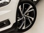 Volvo XC40 1.5 T5 Recharge Inscription 252Pk Automaat (PANORAMADAK, APPLE CARPLAY, MEMORY SEAT, LEDER, 360 CAMERA, SPORTSTOELEN, STUUR/STOELVERWARMING, GETINT GLAS, ELEK ACHTERKLEP, NIEUWE APK, NIEUWSTAAT)
