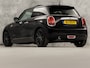 MINI Cooper 3-deurs 1.5 Chili Automaat 136Pk (PANORAMADAK, GROOT NAVI, LEDER, UNION JACK ACHTERLICHTEN, STOELVERWARMING, SPORTSTOELEN, GETINT GLAS, PARKEERSENSOREN, NIEUWSTAAT)