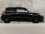 MINI Cooper 3-deurs 1.5 Chili Automaat 136Pk (PANORAMADAK, GROOT NAVI, LEDER, UNION JACK ACHTERLICHTEN, STOELVERWARMING, SPORTSTOELEN, GETINT GLAS, PARKEERSENSOREN, NIEUWSTAAT)