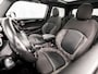 MINI Cooper 3-deurs 1.5 Chili Automaat 136Pk (PANORAMADAK, GROOT NAVI, LEDER, UNION JACK ACHTERLICHTEN, STOELVERWARMING, SPORTSTOELEN, GETINT GLAS, PARKEERSENSOREN, NIEUWSTAAT)