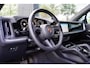 Porsche Cayenne 3.0 E-Hybrid Black Edition / Sportdesign Pakket / Sportuilaat
