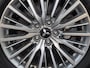 Mitsubishi Outlander 2.4 PHEV Instyle / Elektrische achterklep / Trekgewicht 1500 kg / Rondomzicht camera / Trekhaak afneembaar / Adaptief cruise control / Glazen schuif- en kanteldak / Keyless Entry/Start / Stuur-& Stoelverwarming /
