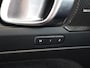 Volvo EX40 Single Motor Extended Range Ultra Black Ed. 82 kWh | SOH 97% | Trekhaak | Harman/Kardon | Panoramadak | warmtepomp | 360 camera | Apple Carplay/Android Auto | LED | Cruise control adaptief |