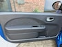 Renault Twingo 1.2-16V Dynamique Rip Curl 75 PK !! / bj.2009 / kleur: blauw / NAP met 121196 km.en APK tot 06/2027 / Airco / etc.