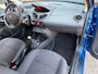 Renault Twingo 1.2-16V Dynamique Rip Curl 75 PK !! / bj.2009 / kleur: blauw / NAP met 121196 km.en APK tot 06/2027 / Airco / etc.
