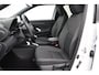 Toyota Yaris Cross 1.5 Hybrid Dynamic | Trekhaak | Dodehoek detectie | Stoel-/stuurverwarming | Apple Carplay / Android Auto | Parkeersensoren voor/achter | Keyless | Adaptive Cruise | Clima | Full LED | 17 inch