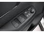 Toyota Yaris Cross 1.5 Hybrid Dynamic | Trekhaak | Dodehoek detectie | Stoel-/stuurverwarming | Apple Carplay / Android Auto | Parkeersensoren voor/achter | Keyless | Adaptive Cruise | Clima | Full LED | 17 inch