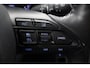 Toyota Yaris Cross 1.5 Hybrid Dynamic | Trekhaak | Dodehoek detectie | Stoel-/stuurverwarming | Apple Carplay / Android Auto | Parkeersensoren voor/achter | Keyless | Adaptive Cruise | Clima | Full LED | 17 inch