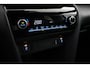 Toyota Yaris Cross 1.5 Hybrid Dynamic | Trekhaak | Dodehoek detectie | Stoel-/stuurverwarming | Apple Carplay / Android Auto | Parkeersensoren voor/achter | Keyless | Adaptive Cruise | Clima | Full LED | 17 inch