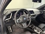 BMW 1-Serie 118i High Executive M-Sport Automaat Navi / Climate / Carplay / PDC / Live Cockpit Professional / Shadow Line