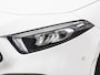 Mercedes-Benz A-klasse 180 d AMG Night Edition | Panoramadak | Sfeerverlichting | Widescreen | Camera | LED | Stoelverwarming | 18" | Dealeronderhouden