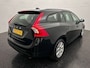 Volvo V60 1.6 T3 Momentum Dealer onderhoud