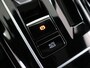 Volkswagen Golf 1.5 eHybrid GTE | SOH 99,9% | Elek. Trekhaak | Panoramadak | HUD | Sportstoelen | Navigatie | Virtual Cockpit | 360° Camera | DAB | Matrix LED | Cruise Control Adaptief |