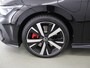 Volkswagen Golf 1.5 eHybrid GTE | SOH 99,9% | Elek. Trekhaak | Panoramadak | HUD | Sportstoelen | Navigatie | Virtual Cockpit | 360° Camera | DAB | Matrix LED | Cruise Control Adaptief |