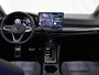 Volkswagen Golf 1.5 eHybrid GTE | SOH 99,9% | Elek. Trekhaak | Panoramadak | HUD | Sportstoelen | Navigatie | Virtual Cockpit | 360° Camera | DAB | Matrix LED | Cruise Control Adaptief |