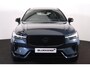 Volvo XC60 T6 Plug-in hybrid AWD Plus Black Edition IntelliSafe Assist & Surround - Panorama/schuifdak - Harman/Kardon audio - Head up display - Parkeercamera achter - Verwarmde voorstoelen, stuur & achterbank - Parkeersensoren voor & achter - Elektr. bedienb. voorstoelen met geheugen - Draadloze tel. lader - Extra getint glas - 21' LMV