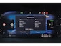Volvo XC60 T6 Plug-in hybrid AWD Plus Black Edition IntelliSafe Assist & Surround - Panorama/schuifdak - Harman/Kardon audio - Head up display - Parkeercamera achter - Verwarmde voorstoelen, stuur & achterbank - Parkeersensoren voor & achter - Elektr. bedienb. voorstoelen met geheugen - Draadloze tel. lader - Extra getint glas - 21' LMV