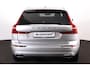 Volvo XC60 Recharge T8 AWD Inscription - Panorama/schuifdak - Luchtvering - IntelliSafe Assist - Bowers & Wilkens audio - Adaptieve LED koplampen - 360 graden camera - Verwarmde voorstoelen & stuur - Parkeersensoren voor & achter - Elektr. bedienb. voorstoelen met geheugen - Heads up display - Extra getint glas - Inklapbare trekhaak - 20' LMV