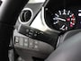 Suzuki Vitara 1.4 Boosterjet Smart Hybrid Style | Parkeersensoren Voor & Achter | Suede met Leder | Pano / Sunroof