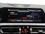 BMW 3-Serie Touring 320i High Executive | Groene wrap | M-Pakket | Panoramadak | Sportstoelen | Lederen Interieur | Adaptieve Cruise Control | Ele. verstelbare stoelen + geheugen | Camera | Stoelverwarming | Adaptief Onderstel | HUD | Trekhaak | Ele. kofferdeksel |