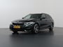 BMW 3-Serie Touring 320i High Executive | Groene wrap | M-Pakket | Panoramadak | Sportstoelen | Lederen Interieur | Adaptieve Cruise Control | Ele. verstelbare stoelen + geheugen | Camera | Stoelverwarming | Adaptief Onderstel | HUD | Trekhaak | Ele. kofferdeksel |