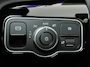 Mercedes-Benz A-klasse 250 e AMG Line | Night | Panoramadak | Trekhaak | Multibeam | Apple carplay | Stoelverwarming | Sfeerverlichting |