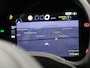 Abarth 500c Fiat Abarth Scorpionissima 42 kWh | Navigatiesysteem | Parkeersensoren voor + achter | Camera | Stoelverwarming | Lichtmetalen velgen 18" |
