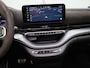Abarth 500c Fiat Abarth Scorpionissima 42 kWh | Navigatiesysteem | Parkeersensoren voor + achter | Camera | Stoelverwarming | Lichtmetalen velgen 18" |