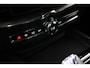 Volvo XC60 2.0 T6 Plug-in hybrid AWD Plus Black Edition | Trekhaak | 360 Camera | Panoramadak | Getint glas | Premium audio |