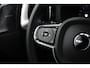 Volvo XC60 2.0 T6 Plug-in hybrid AWD Plus Black Edition | Trekhaak | 360 Camera | Panoramadak | Getint glas | Premium audio |