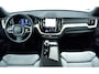 Volvo XC60 2.0 T6 Plug-in hybrid AWD Plus Dark | Trekhaak | Pano | Harman & Kardon