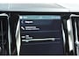Volvo XC60 2.0 T6 Plug-in hybrid AWD Plus Dark | Trekhaak | Pano | Harman & Kardon