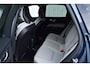 Volvo XC60 2.0 T6 Plug-in hybrid AWD Plus Dark | Trekhaak | Pano | Harman & Kardon