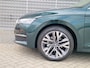 Skoda Octavia Combi 1.5 TSI MHEV Sportline Tour / 18" Lichtmetalen velgen / Panoramadak / Suite interieur design selectie cognac / Trekhaak uitklapbaar / Chrome pakket / Winter pakket / Side Assist / Light & View Pakket