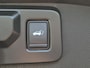 Renault Austral E-Tech full hybrid 200PK Techno / Fabrieksgarantie tot 05-2027 / Panorama Dak / 1.500 KG Trekgewicht / Adaptief Cruise Control / Camera 360° / Navigatie / Stuur-, Stoel- & Voorruitverwarming / Elektrische Bestuurdersstoel / 19” LM Wielen met All Season Banden /