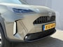 Toyota Yaris Cross 1.5 Hybrid 115 Dynamic / Dealer onderhouden / 10 jaar garantie mogelijk / Comfort Pack / Navigatie d.m.v. Apple Carplay/Android  Auto / Stuur-, stoel- en voorruitverwarming / Climate Control / 17" LM wielen /
