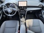 Toyota Yaris Cross 1.5 Hybrid 115 Dynamic / Dealer onderhouden / 10 jaar garantie mogelijk / Comfort Pack / Navigatie d.m.v. Apple Carplay/Android  Auto / Stuur-, stoel- en voorruitverwarming / Climate Control / 17" LM wielen /