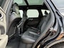 Volvo XC60 2.0 T8 Plug-in hybrid AWD Ultra Black Edition | Trekhaak | Pano | Pilot Assist | Dodehoek | 21 inch