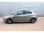 Alfa Romeo Giulietta 1.4 T Collezione O.a: Clima, Navi, Cruise, Vol-leder, Schuif/kantel pano-dak, Trekhaak, Pdc, E.t.c Rijklaar! All-in prijs!