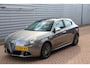 Alfa Romeo Giulietta 1.4 T Collezione O.a: Clima, Navi, Cruise, Vol-leder, Schuif/kantel pano-dak, Trekhaak, Pdc, E.t.c Rijklaar! All-in prijs!